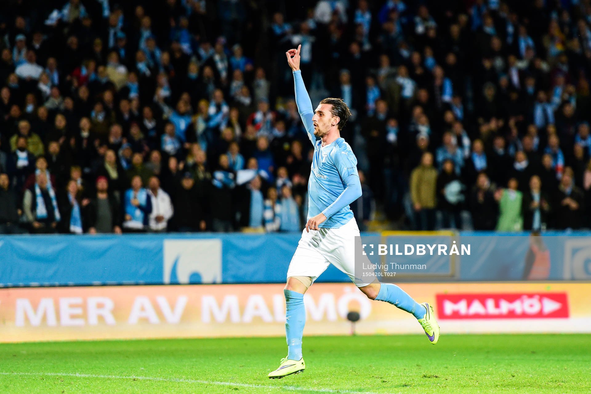 Malmö FFs Agon Mehmeti jublar