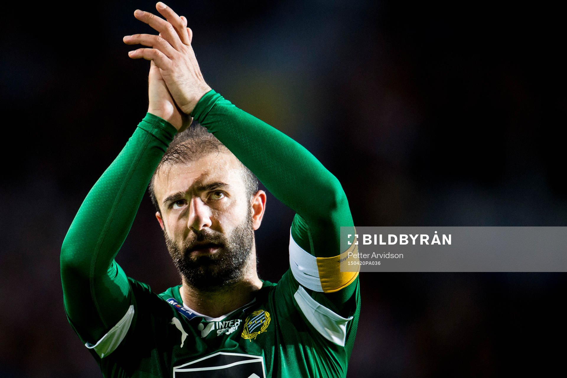 Hammarbys Kennedy Bakircioglu tackar publiken