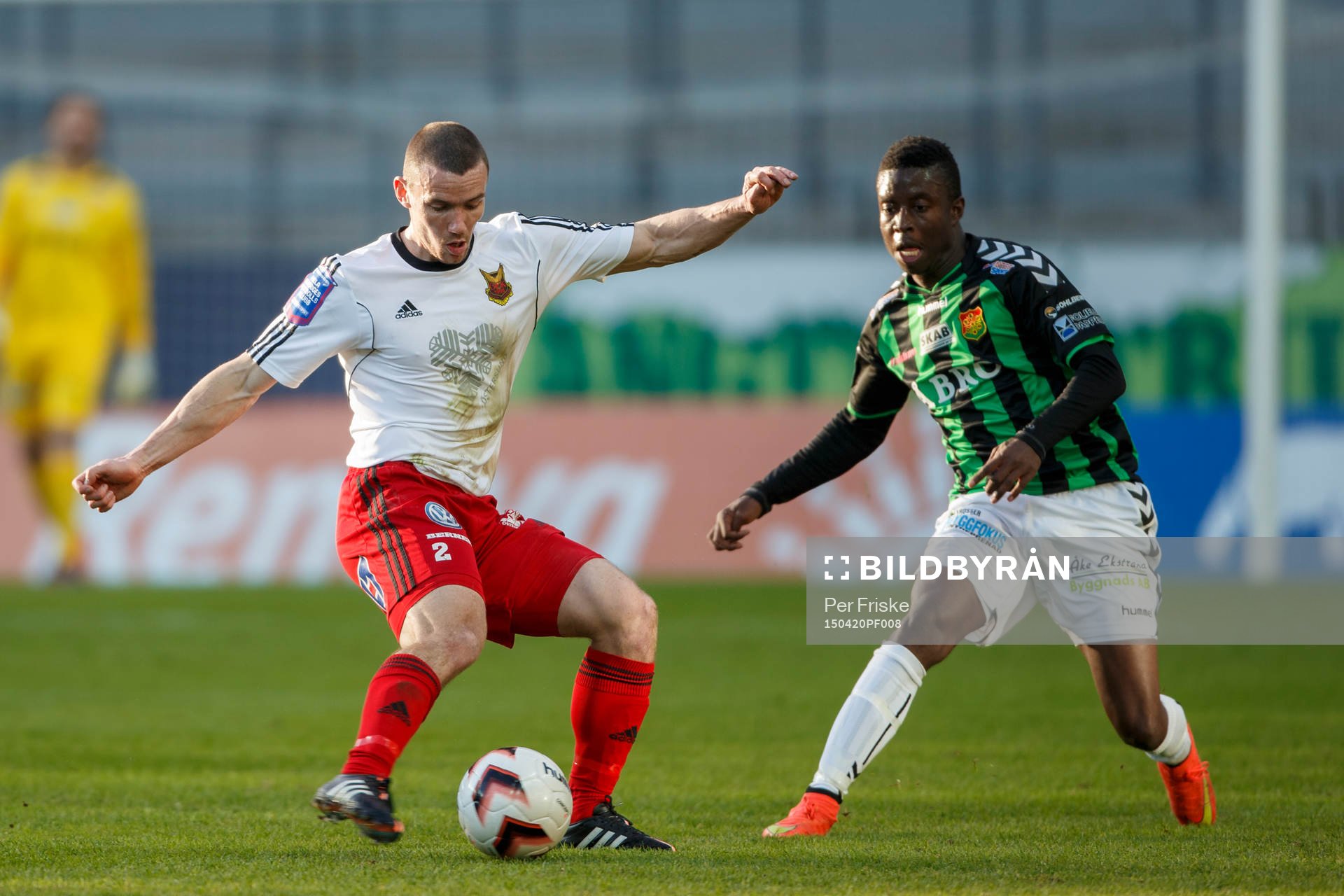 Östersunds James Sinclair och Gais Kieron Cadogan