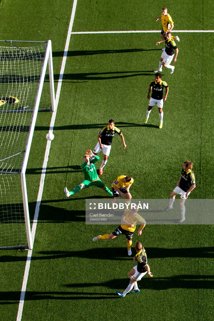 Elfsborgs Per Frick nickar in bollen till 2-1