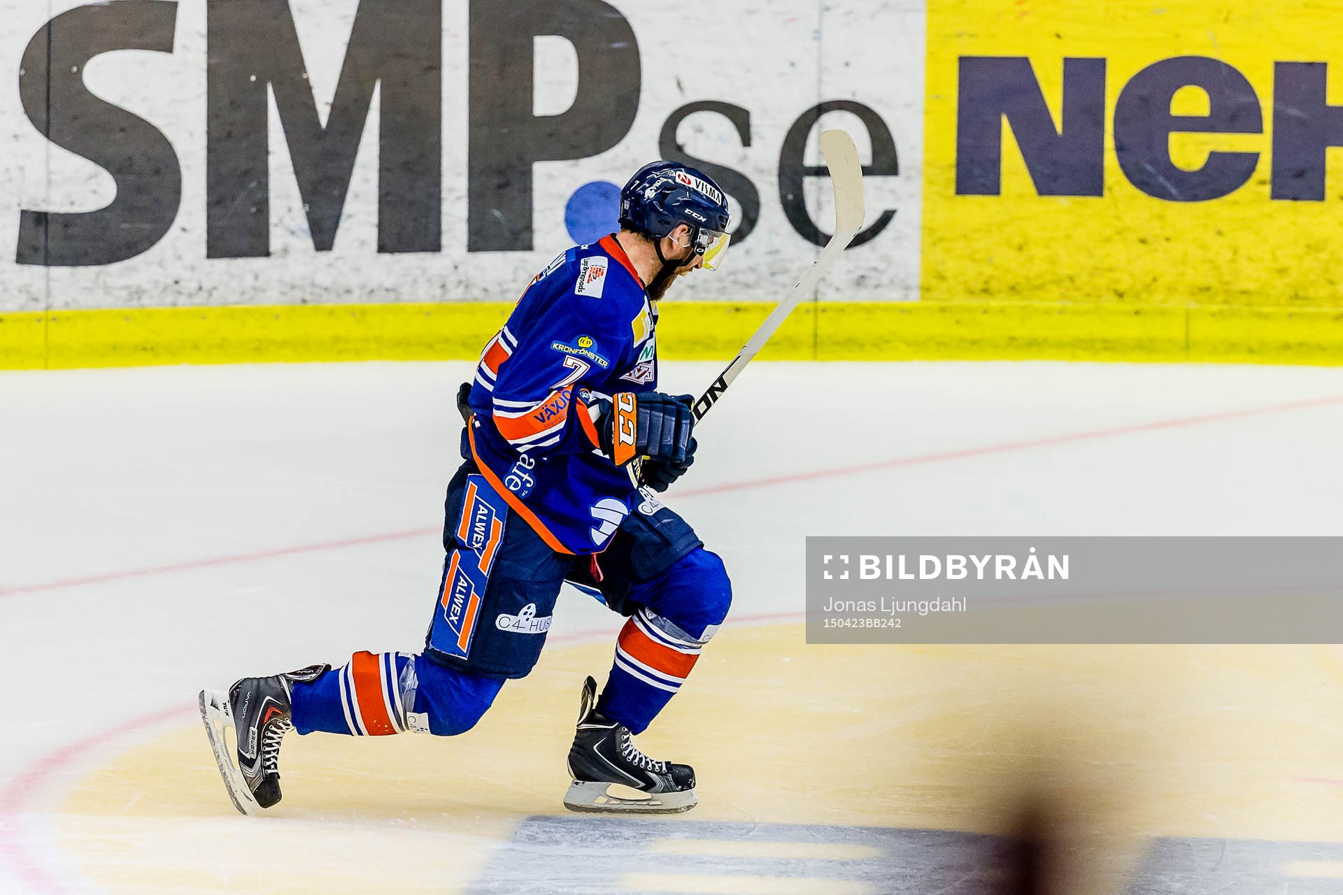 Växjös Jeff Tambellini jublar