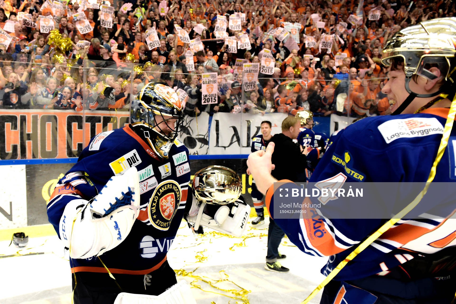 Växjös målvakt Cristopher Nihlstorp jublar