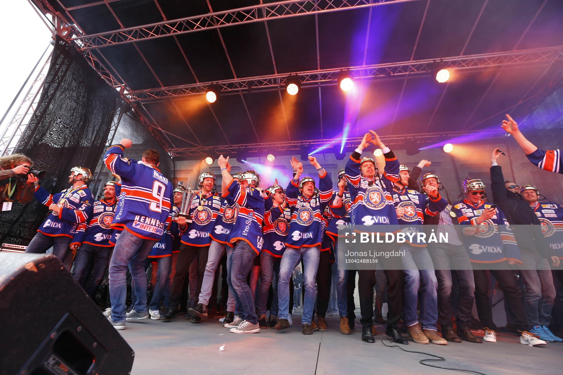 Växjö firar SM-guld på Stortorget