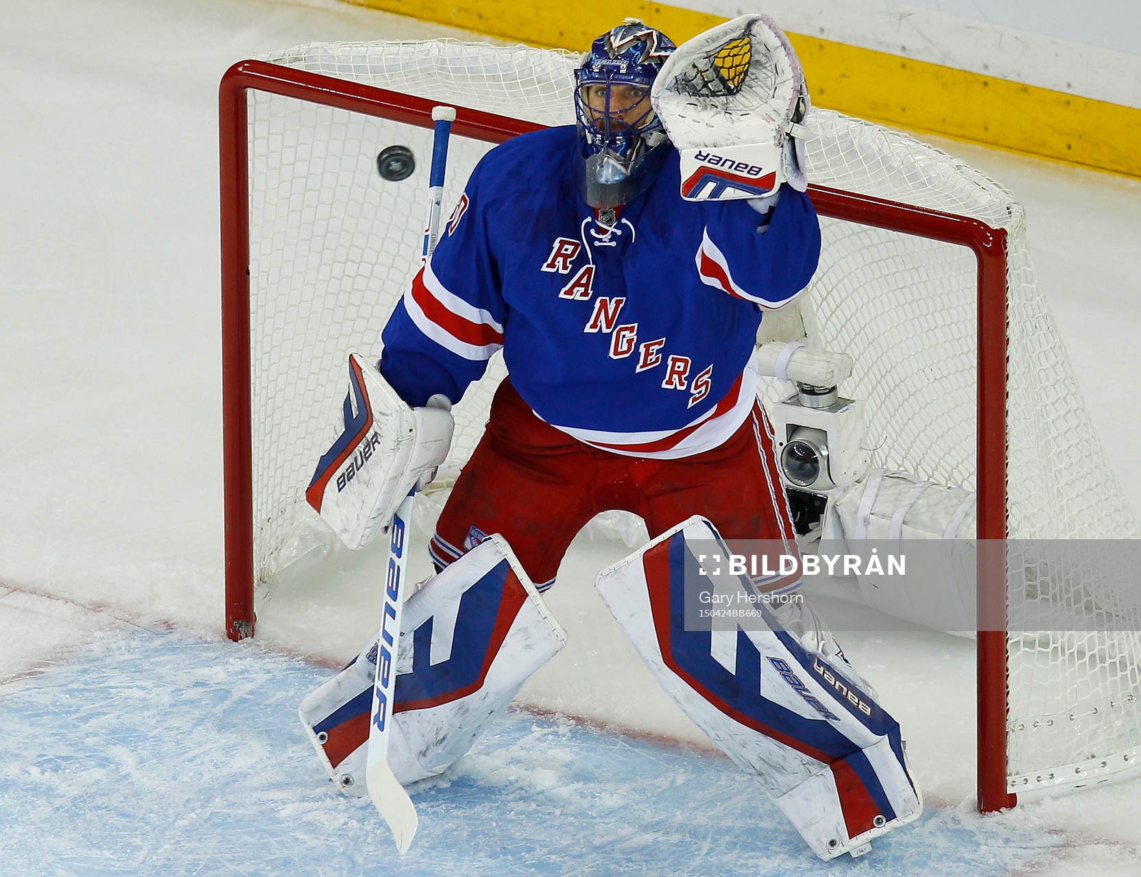 New York Rangers goalie Henrik Lundqvist makes a save