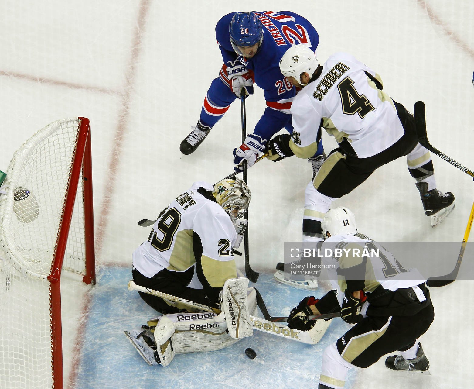 Pittsburgh Penguins goalie Marc-Andre Fleury makes a save