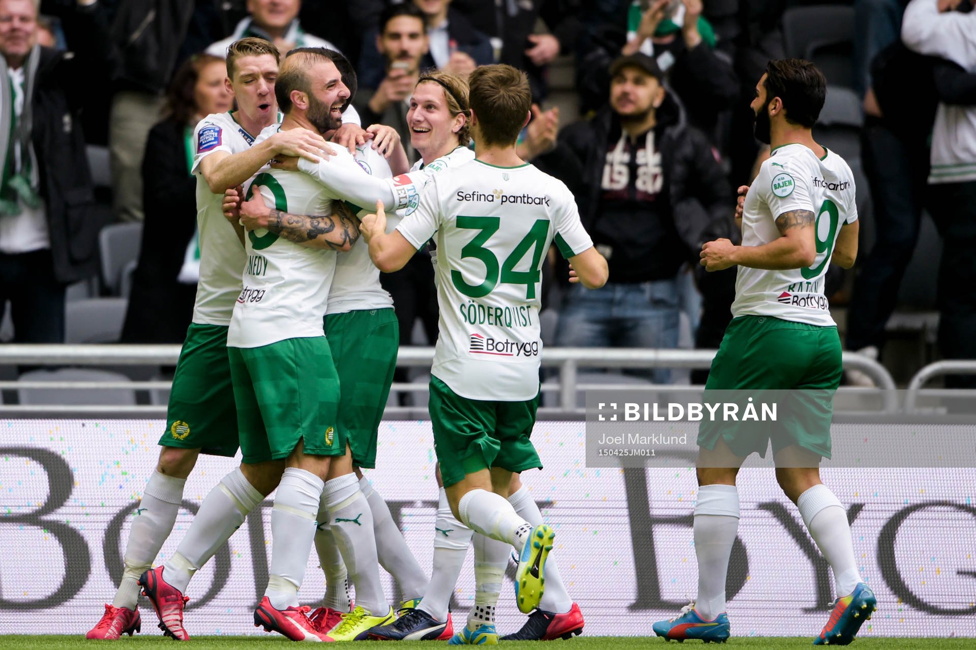 Hammarbys spelare jubalar