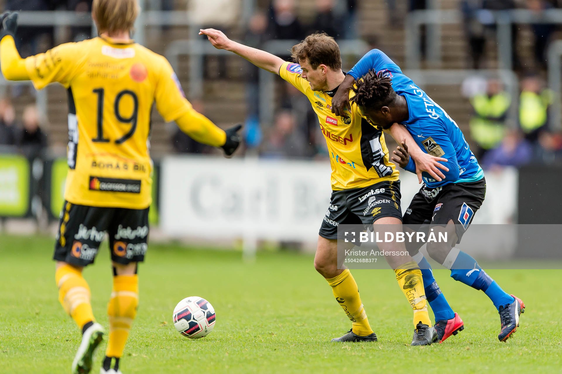 Elfsborgs Henning Hauger och Halmstads King Osei Gyan