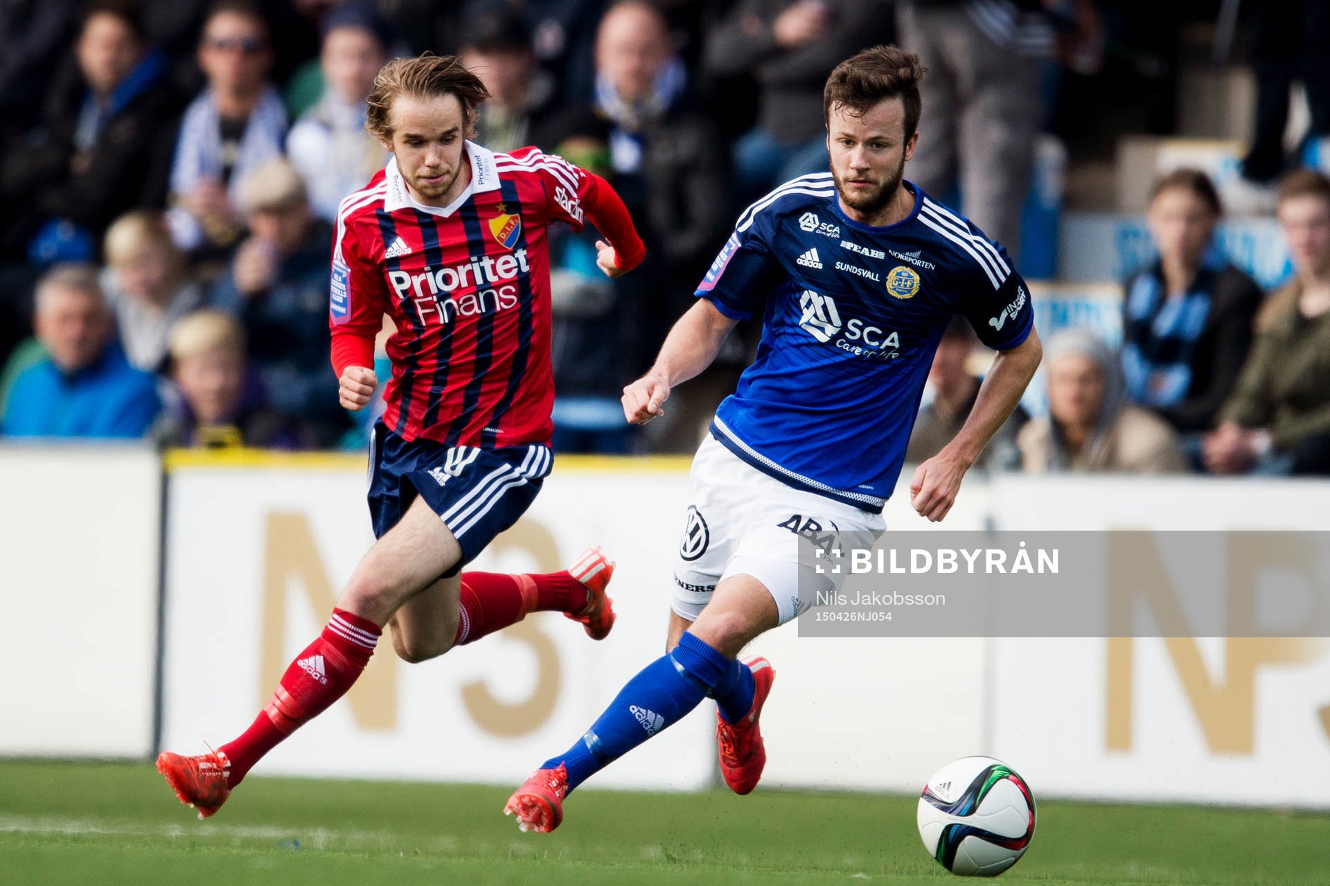 Djurgårdens Daniel Berntsen och Sundsvalls Robert