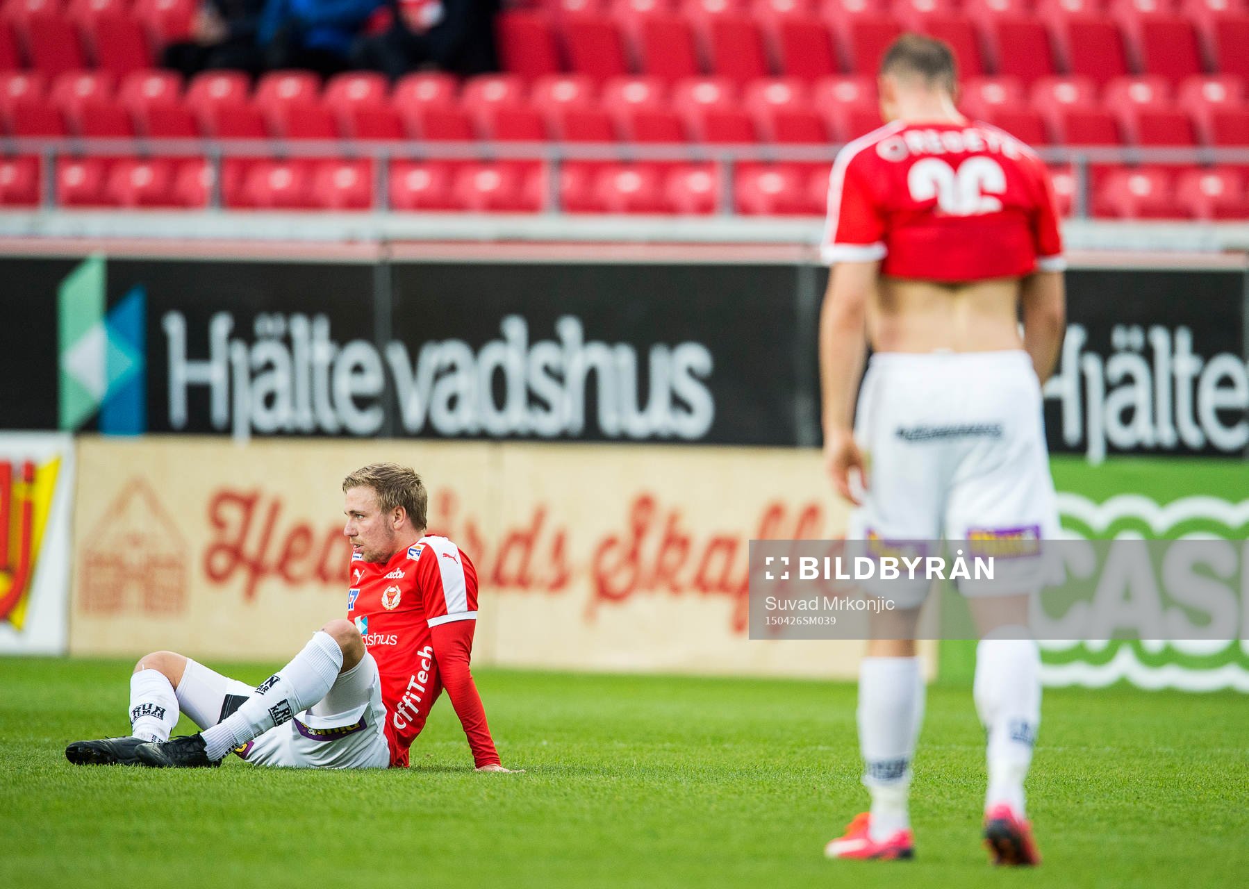 Kalmars Jonathan Ring  och Pär Eriksson deppar