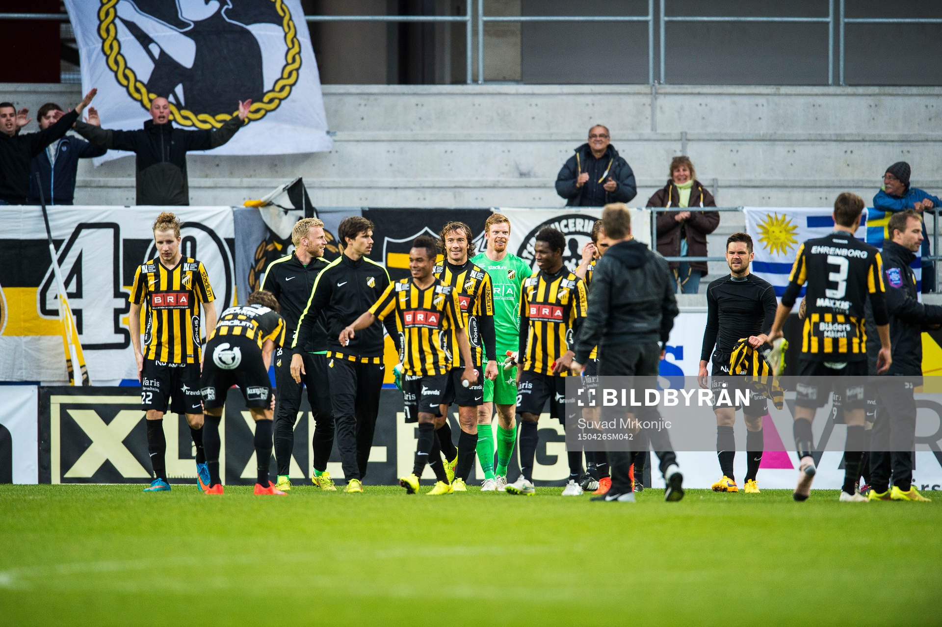 Häckenspelarna jublar