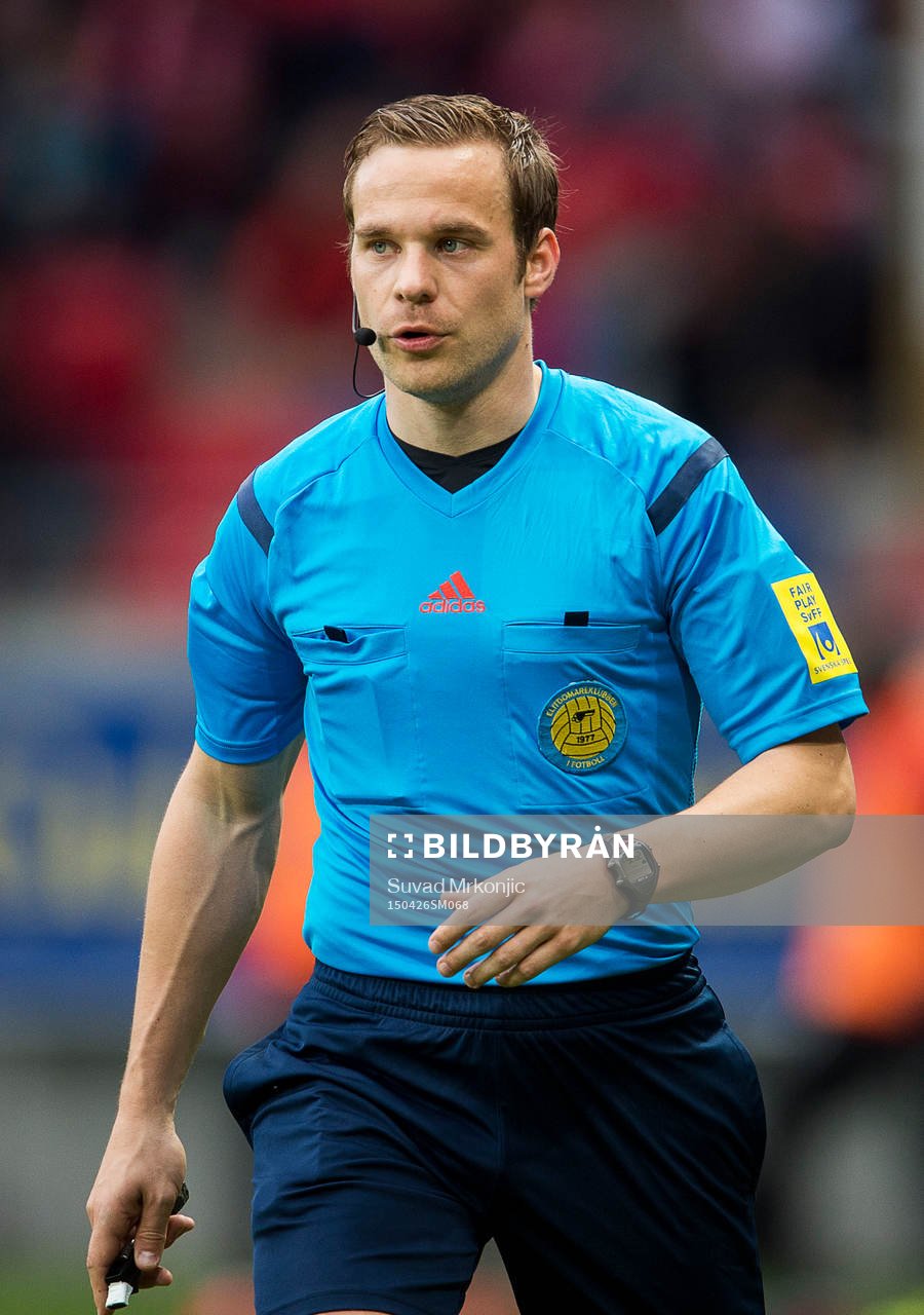 Domaren Kristoffer Karlsson