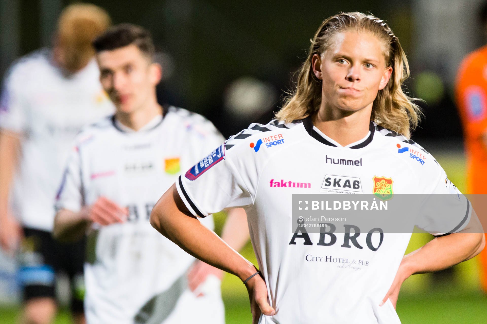 Gais Petrit Zhubi och Emil Eliasson deppar
