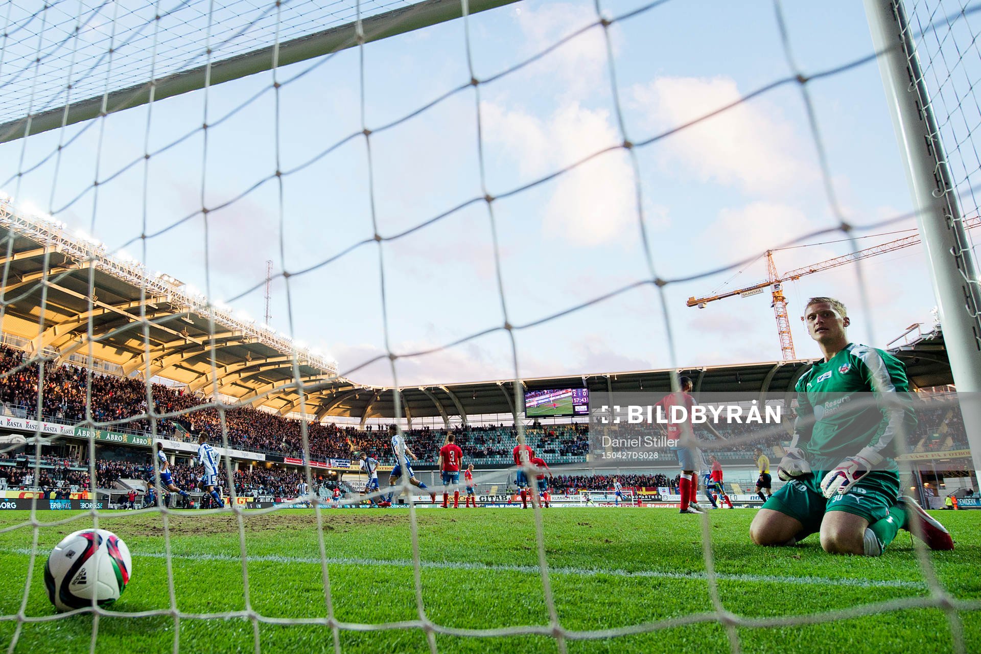 Helsingborgs målvakt Pär Hansson deppar