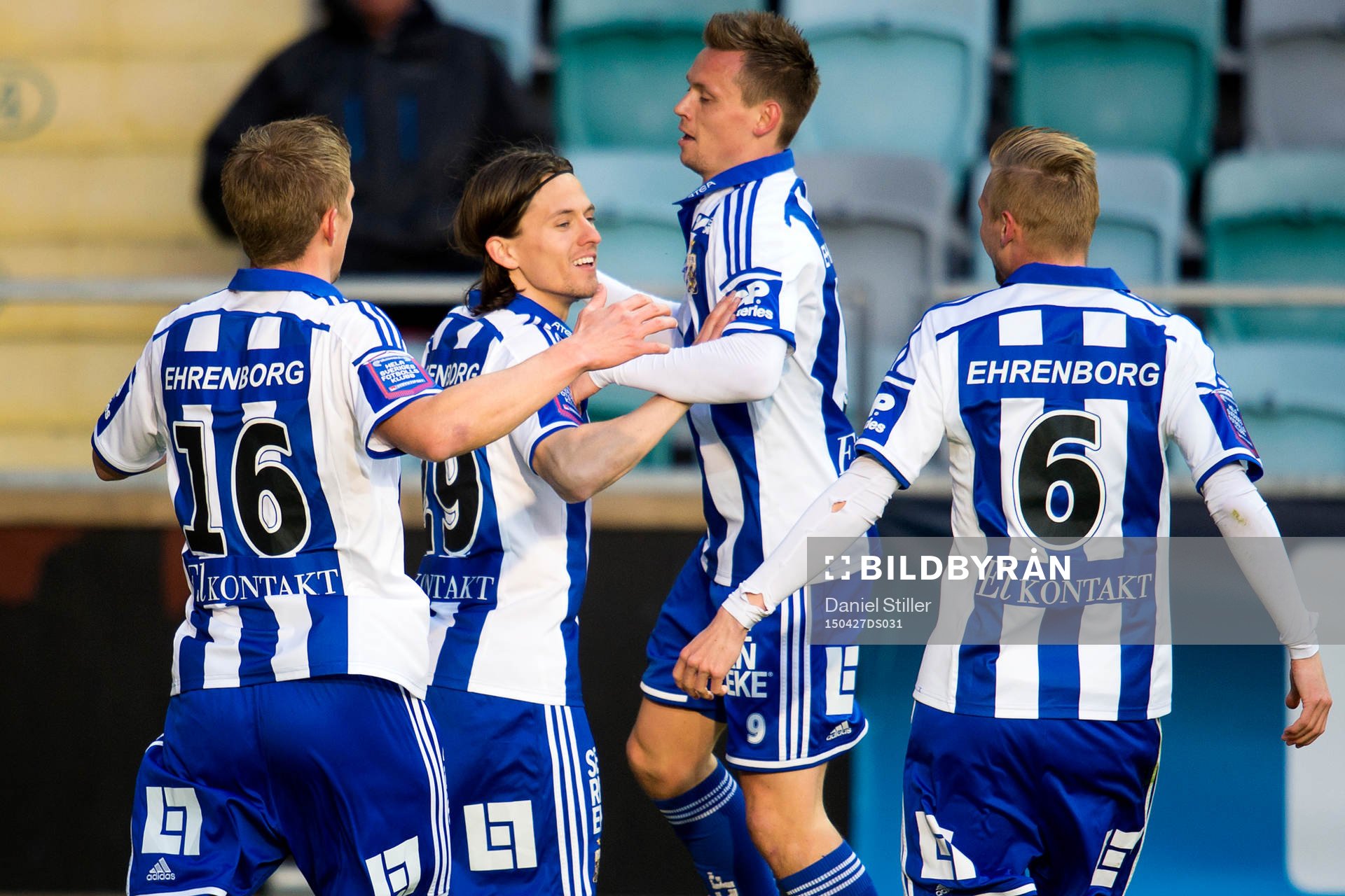 IFK Göteborgs Lasse Vibe har gjort 1-0 och jublar