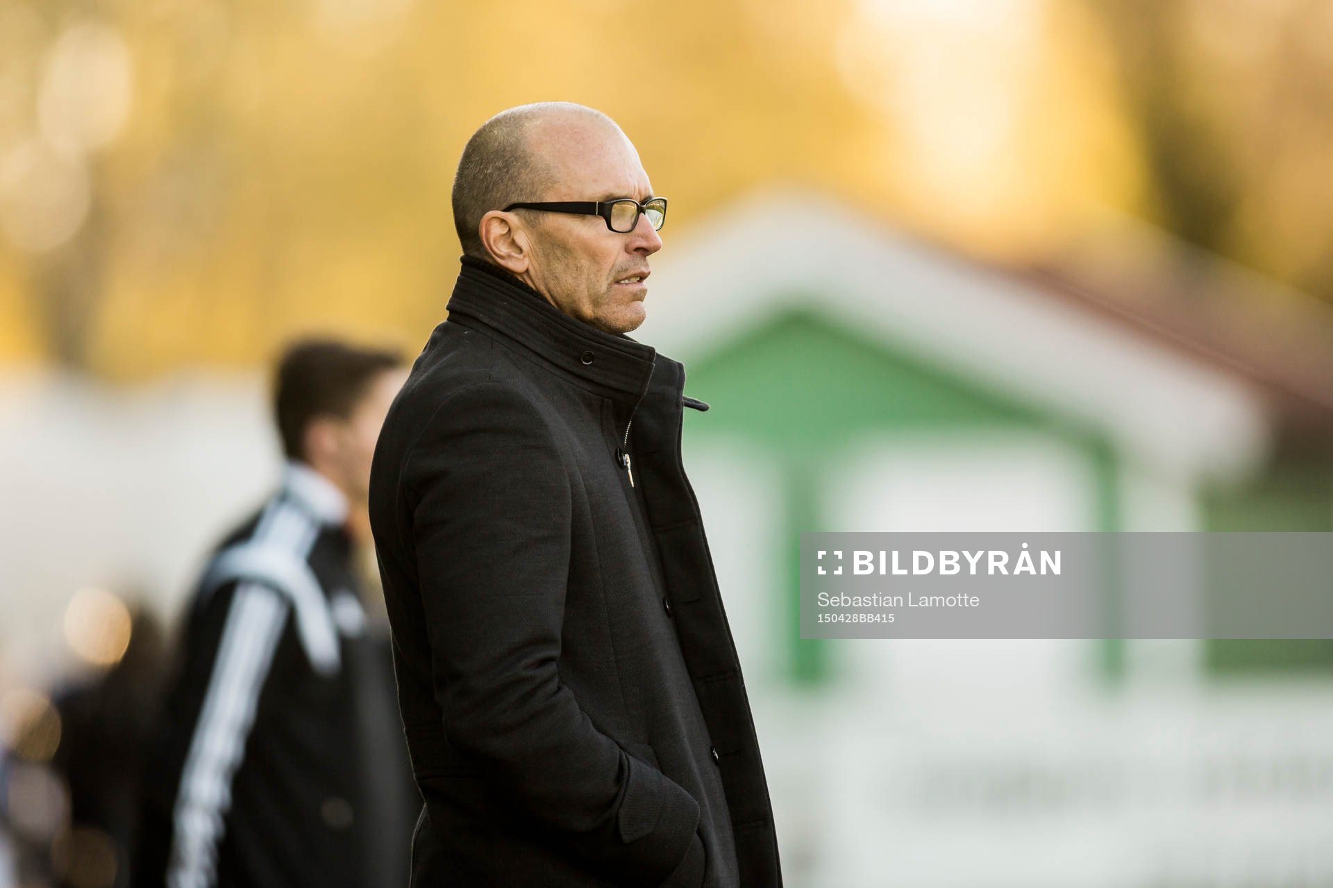 Ljungskiles tränare Tor-Arne Fredheim under fotbollsmatchen i Superettan mellan Ljungskile och Mjällby den 28 april 2015 i Ljungskile.