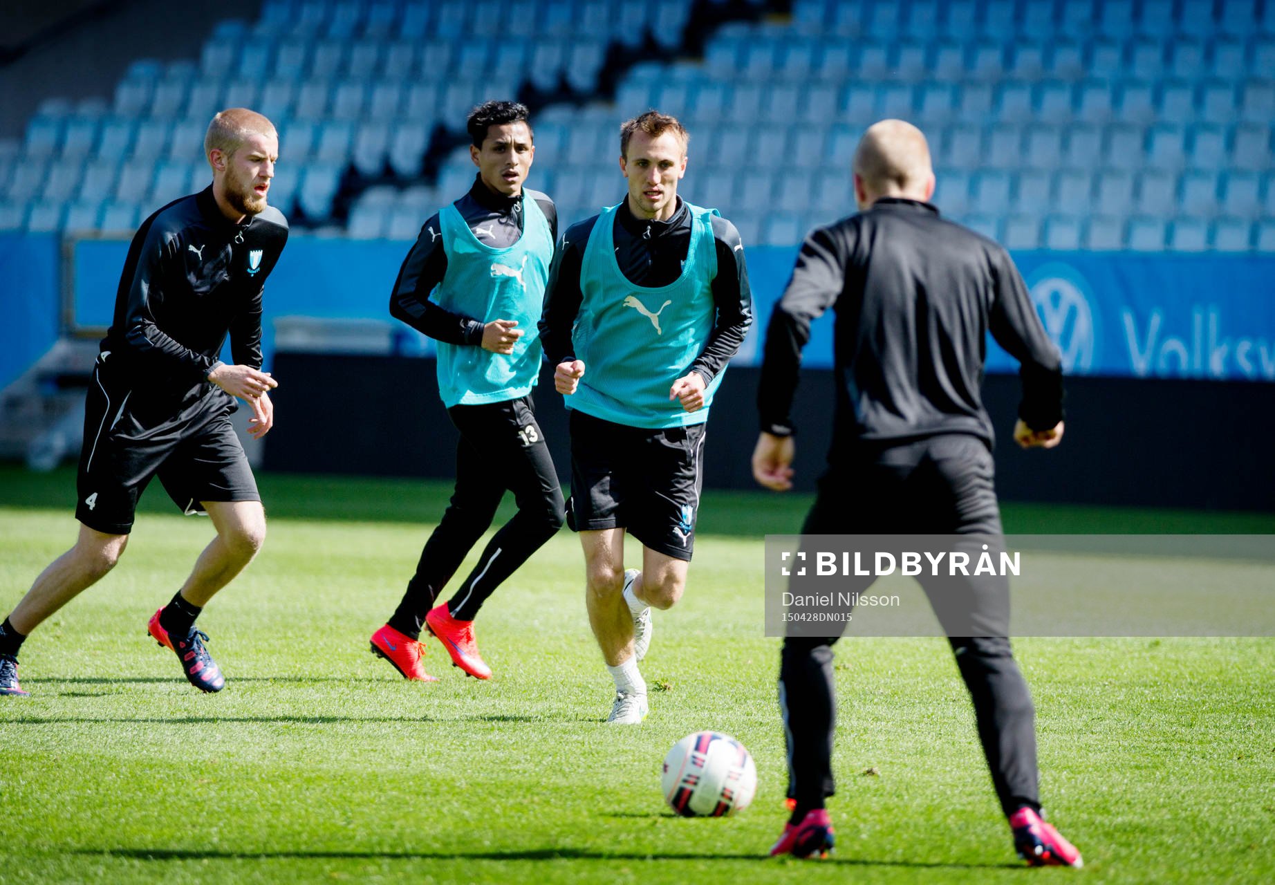 s Filip Helander, Yoshimar Yotún, Magnus Wolff Eikrem och