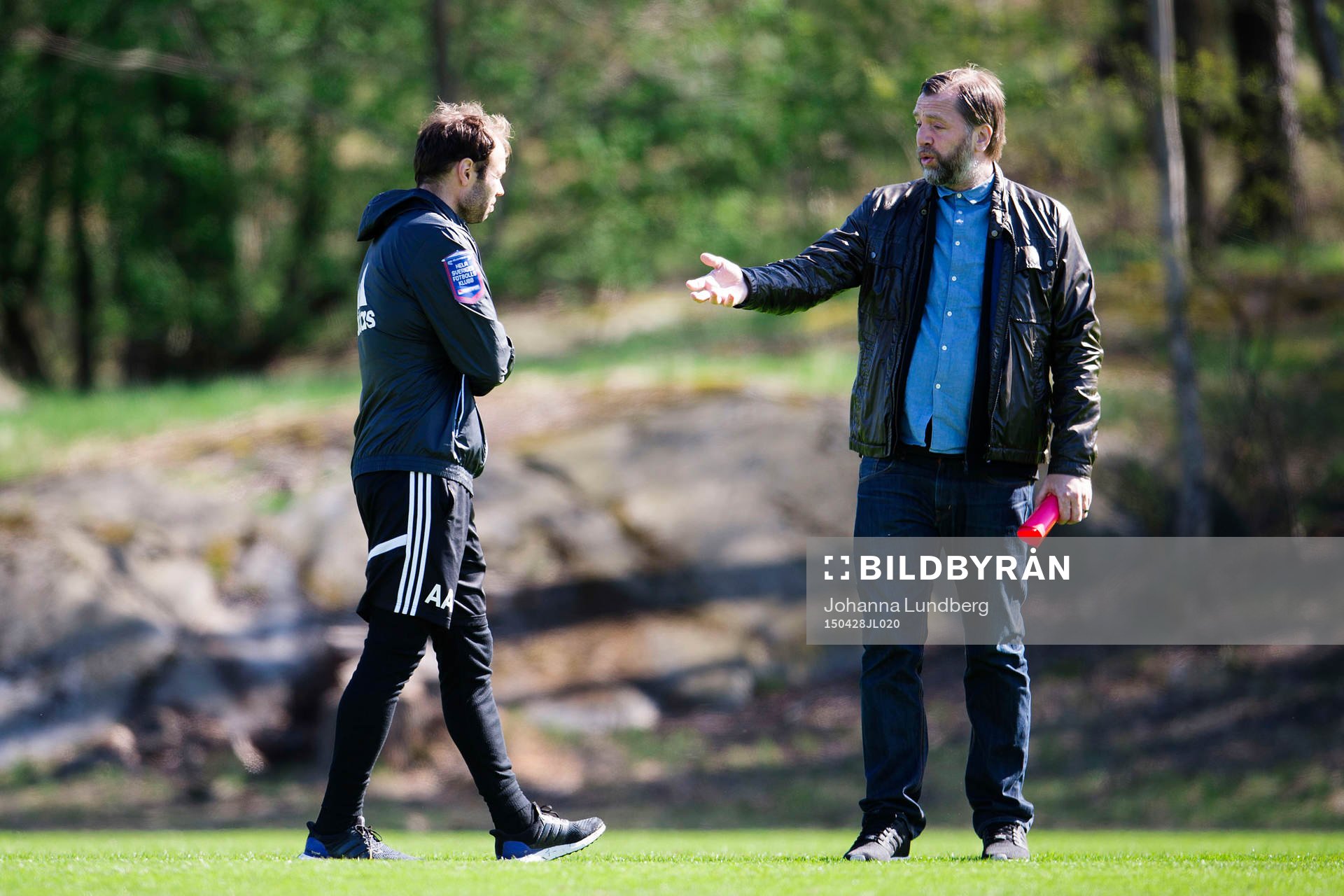 AIK:s tränare Andreas Alm och sportchef Björn Wesström under en fotbollsträning med AIK den  28 april 2015 i Stockholm. 