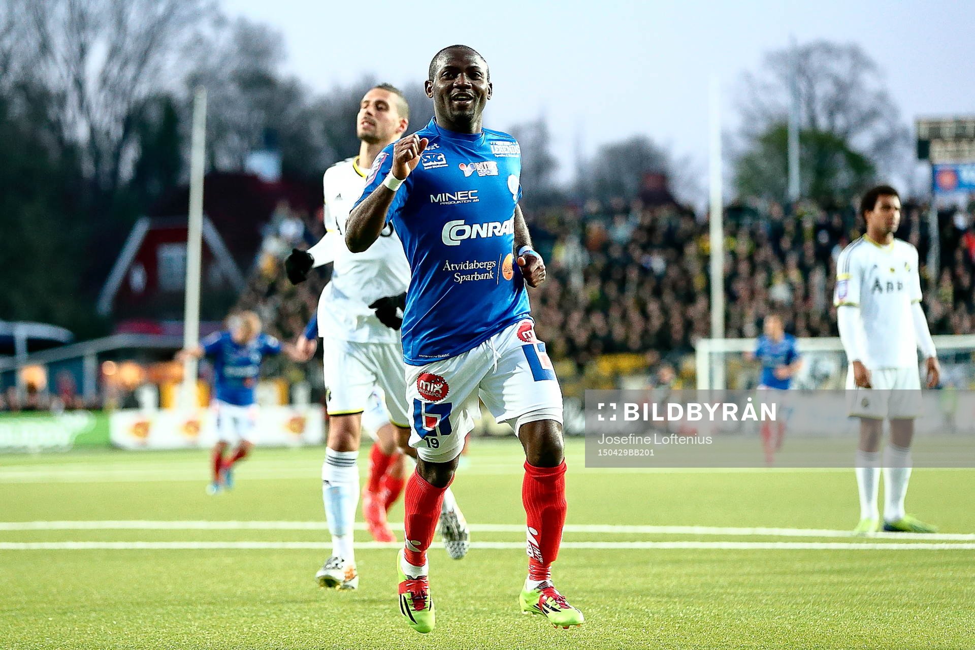 Åtvidabergs John Owoeri jublar