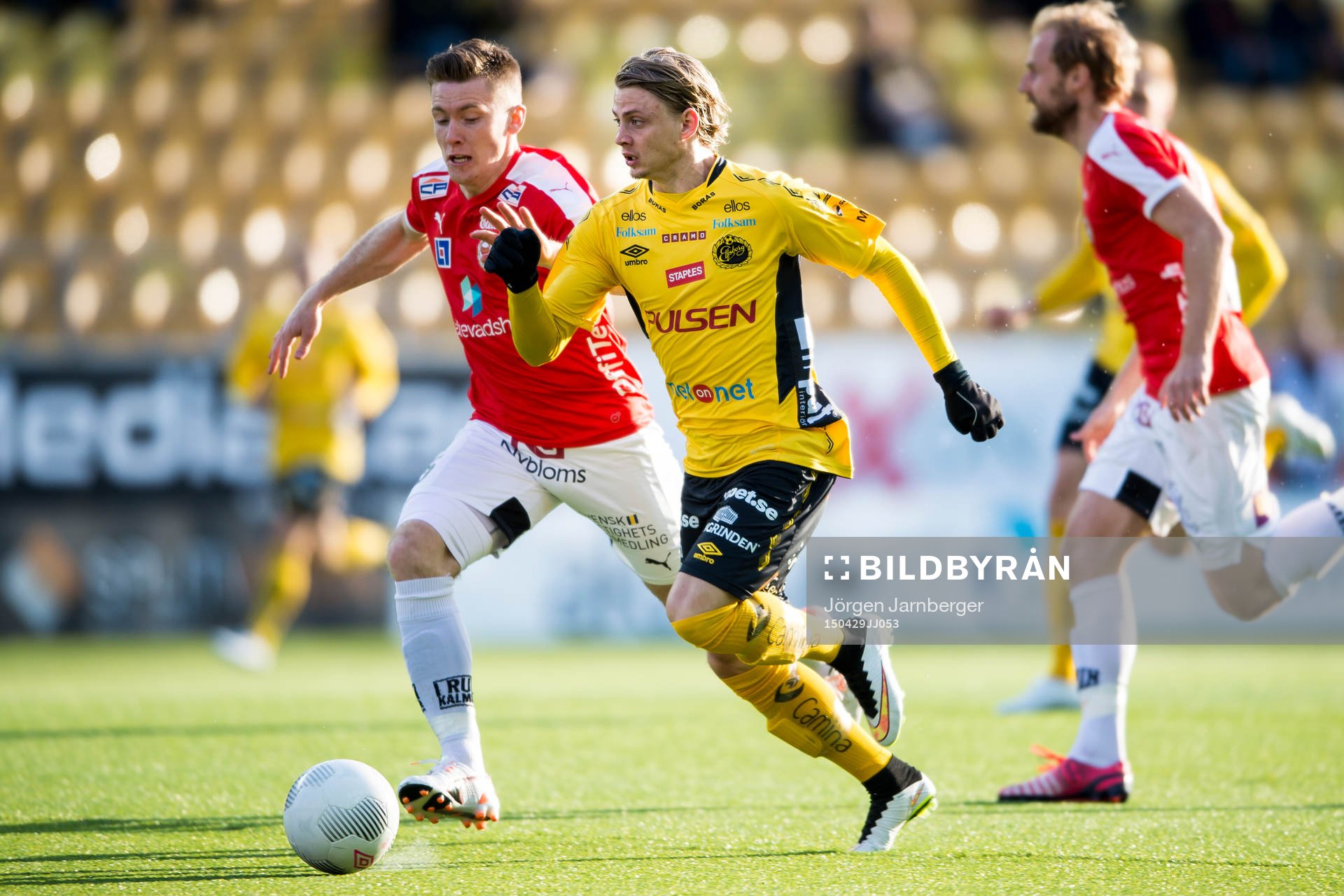Elfsborgs Simon Hedlund och Kalmars Markus Thorbjörnsson