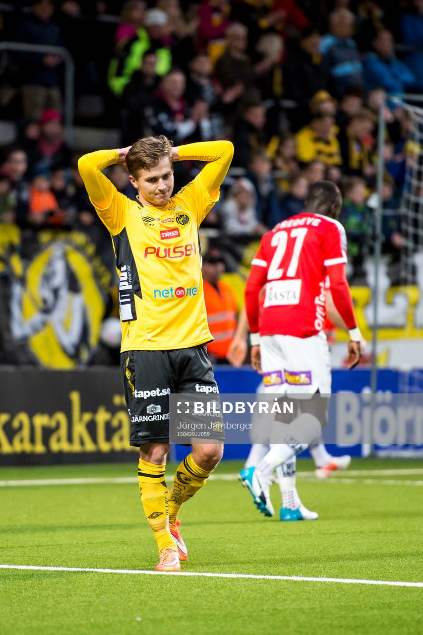 Elfsborgs Adam Lundqvist deppar
