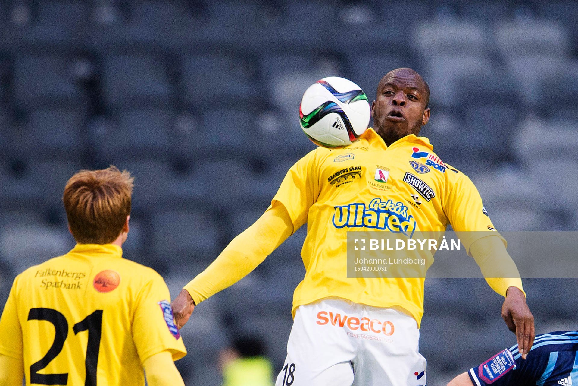 Falkenbergs Hakeem Araba under fotbollsmatchen i Allsvenskan mellan Djurgården och Falkenberg den 29 april 2015 i Stockholm.