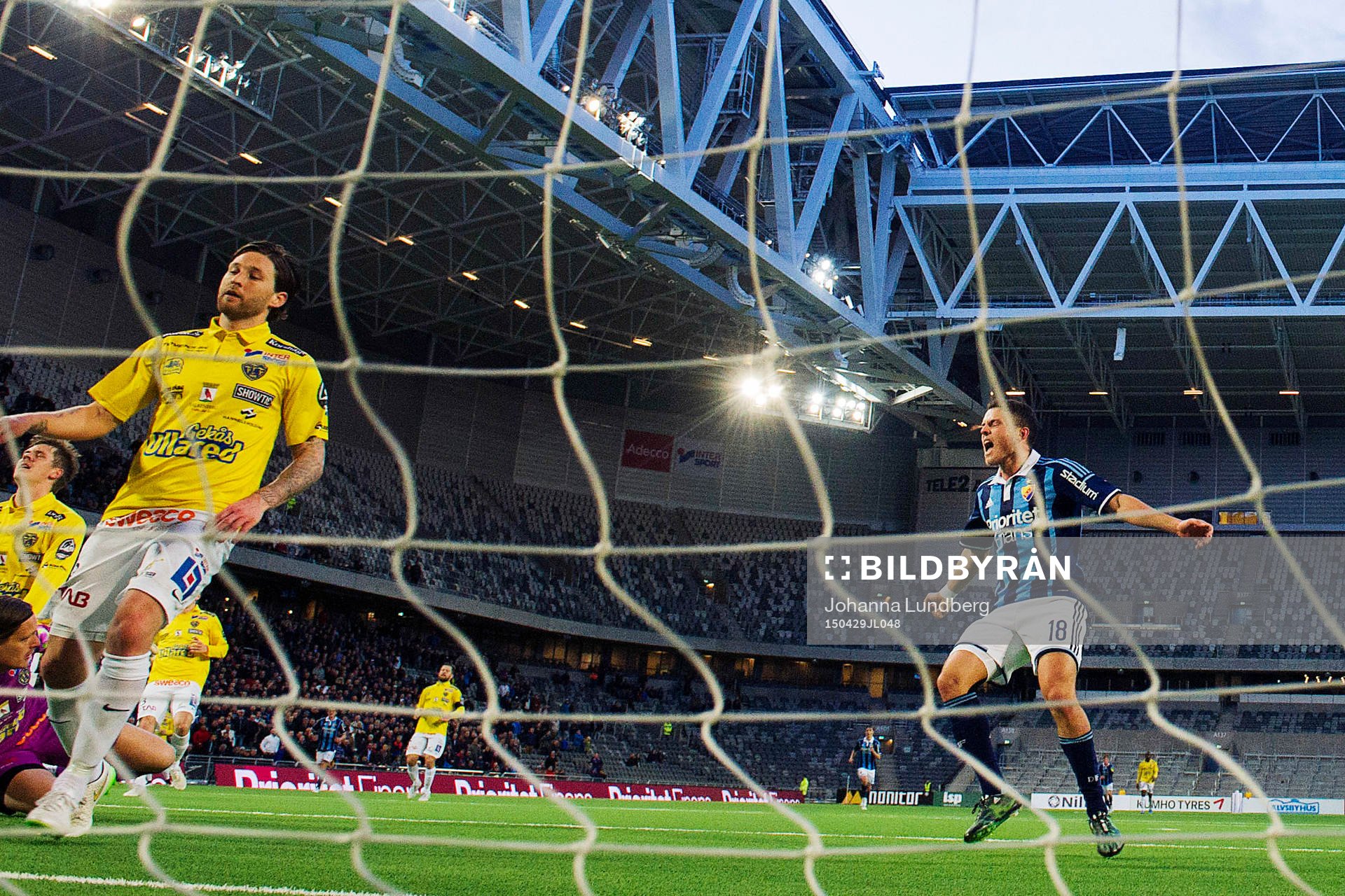 Djurgårdens Kerim Mrabti jublar