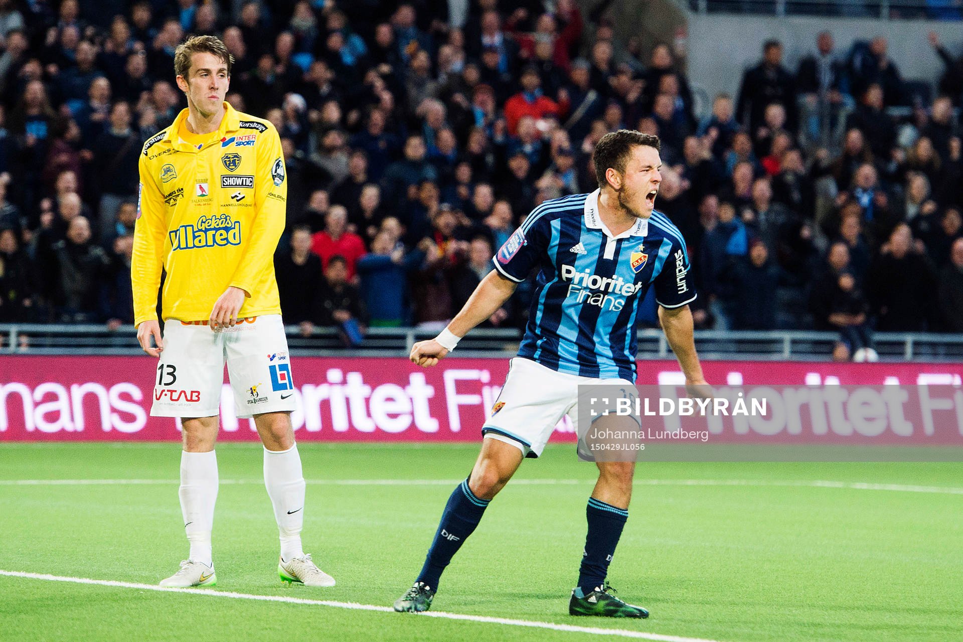 Falkenbergs Adam Eriksson deppar medans Djurgårdens Kerim