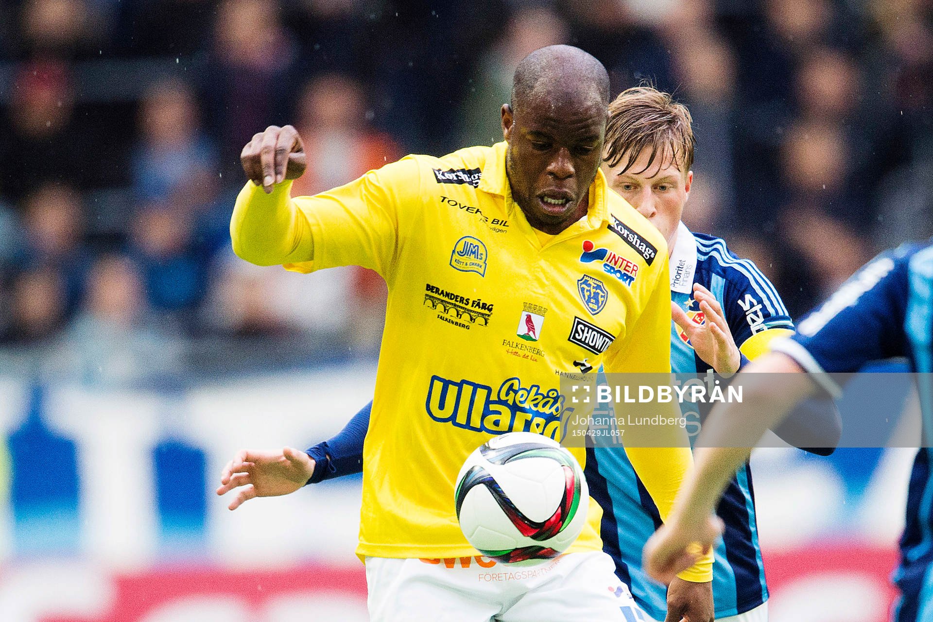 Falkenbergs Hakeem Araba och Djurgårdens Emil Bergström