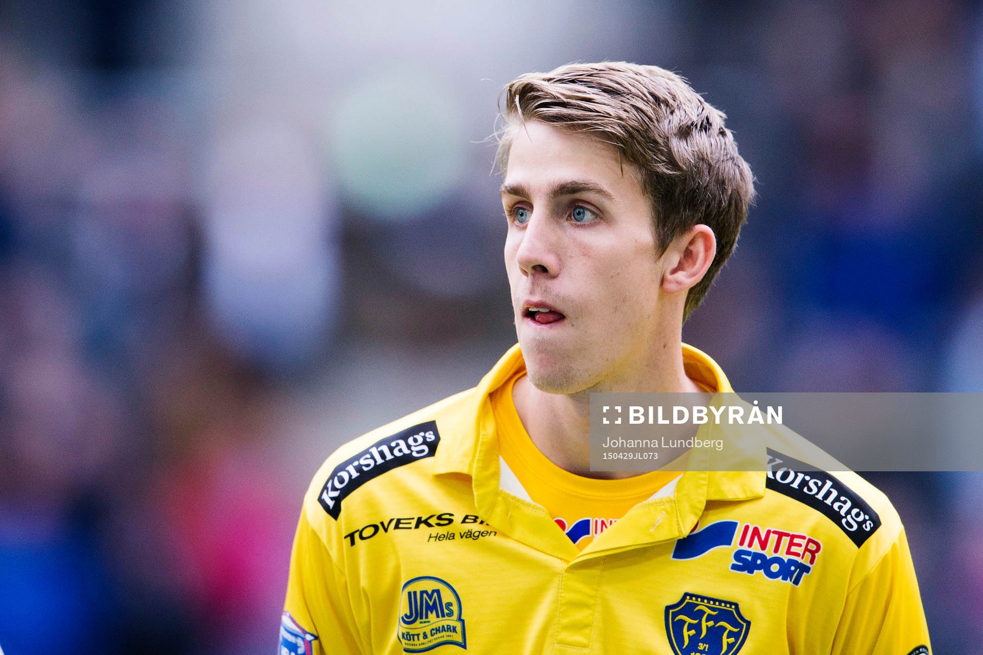 Falkenbergs Adam Eriksson under fotbollsmatchen i Allsvenskan mellan Djurgården och Falkenberg den 29 april 2015 i Stockholm.