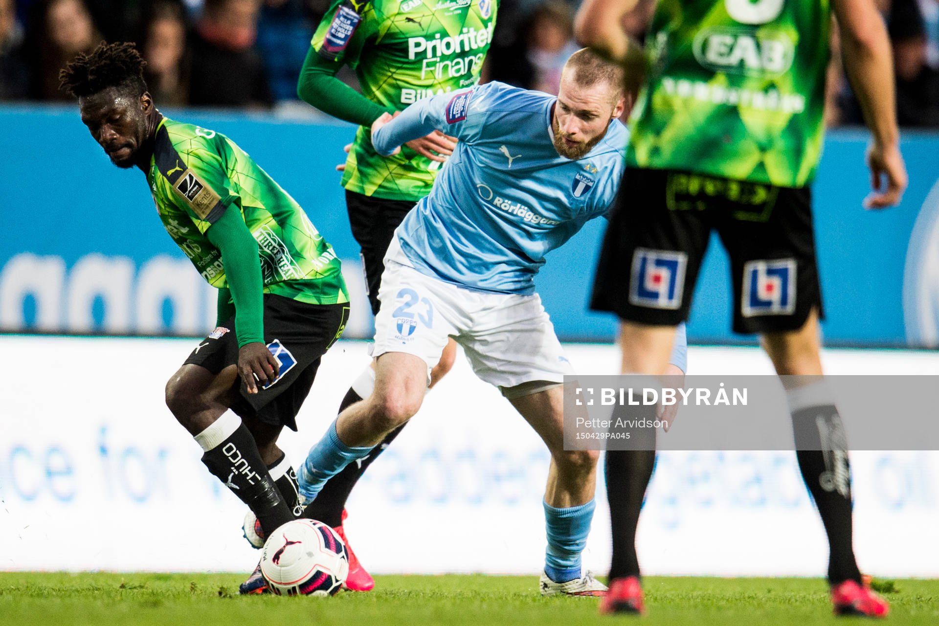 Halmstads King Osei Gyan och Malmö FFs Jo Inge Berget