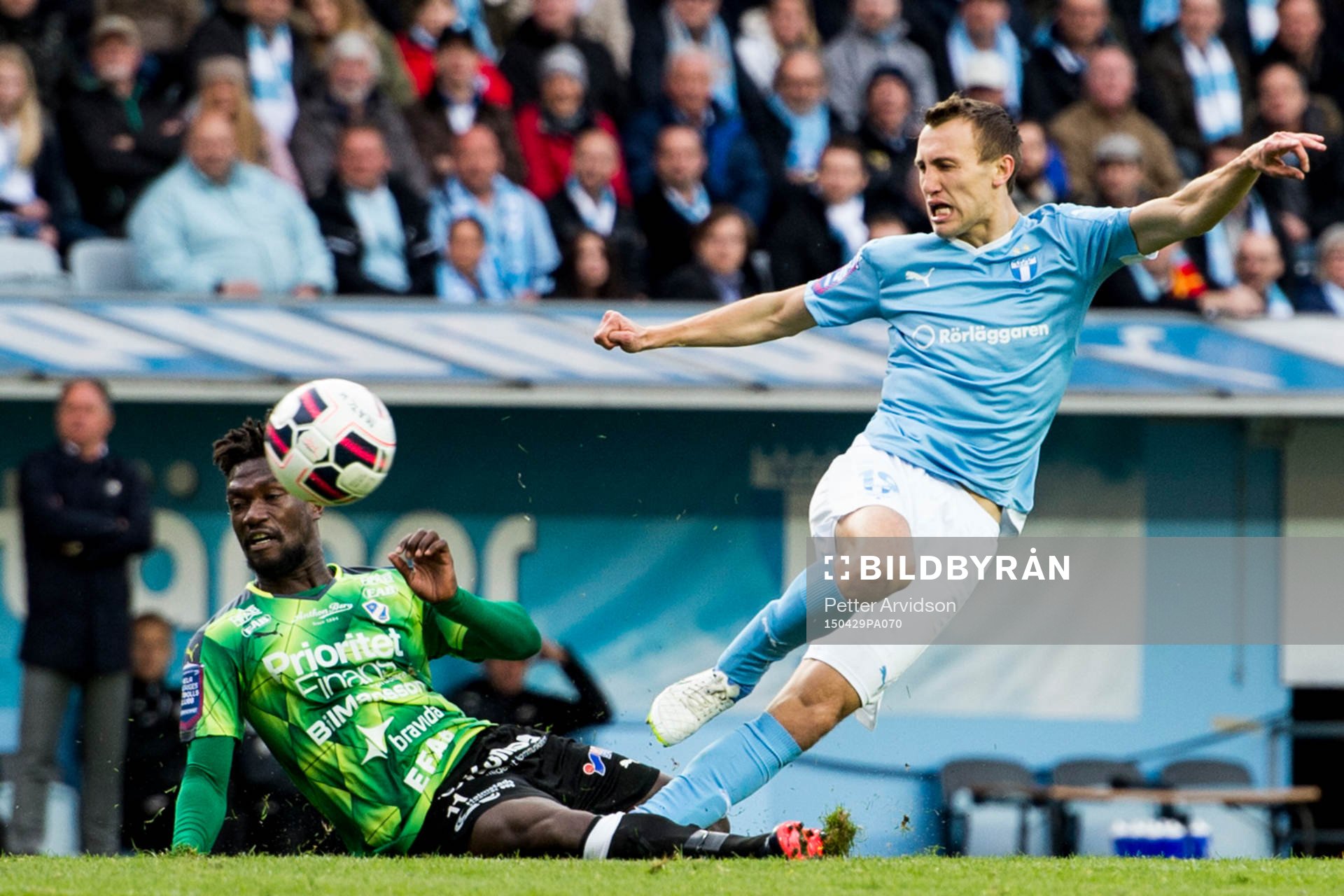 Halmstads King Osei Gyan och Malmö FFs Magnus Wolff Eikrem