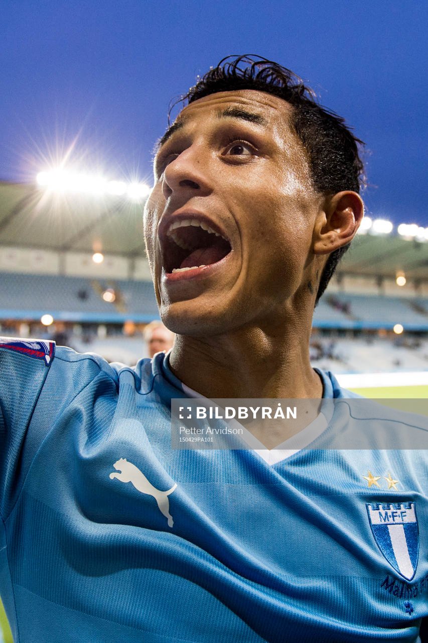 Malmö FFs Victor Yoshimar Yotun Flores jublar