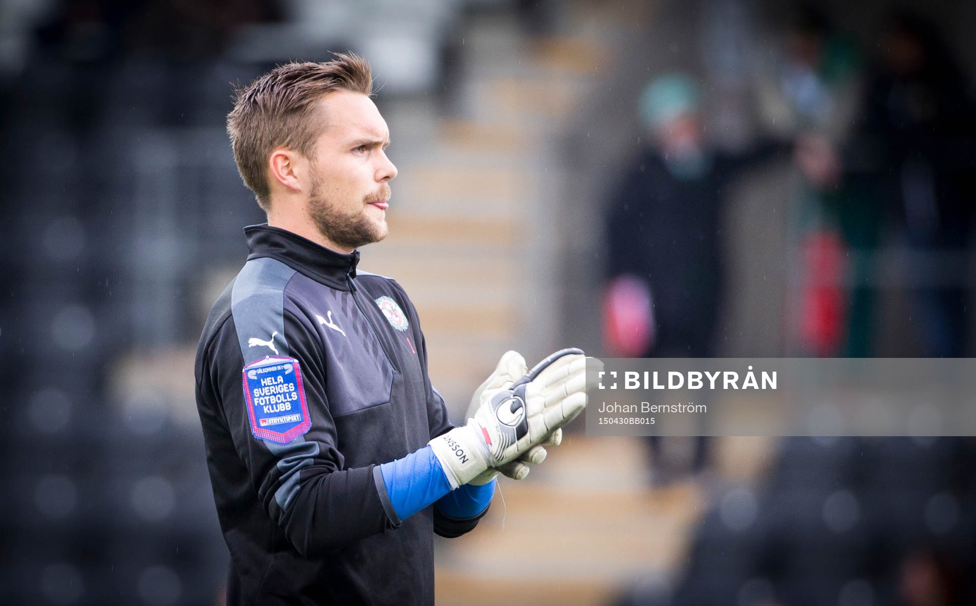 Örebros målvakt Oscar Jansson är petad mot matchen mot
