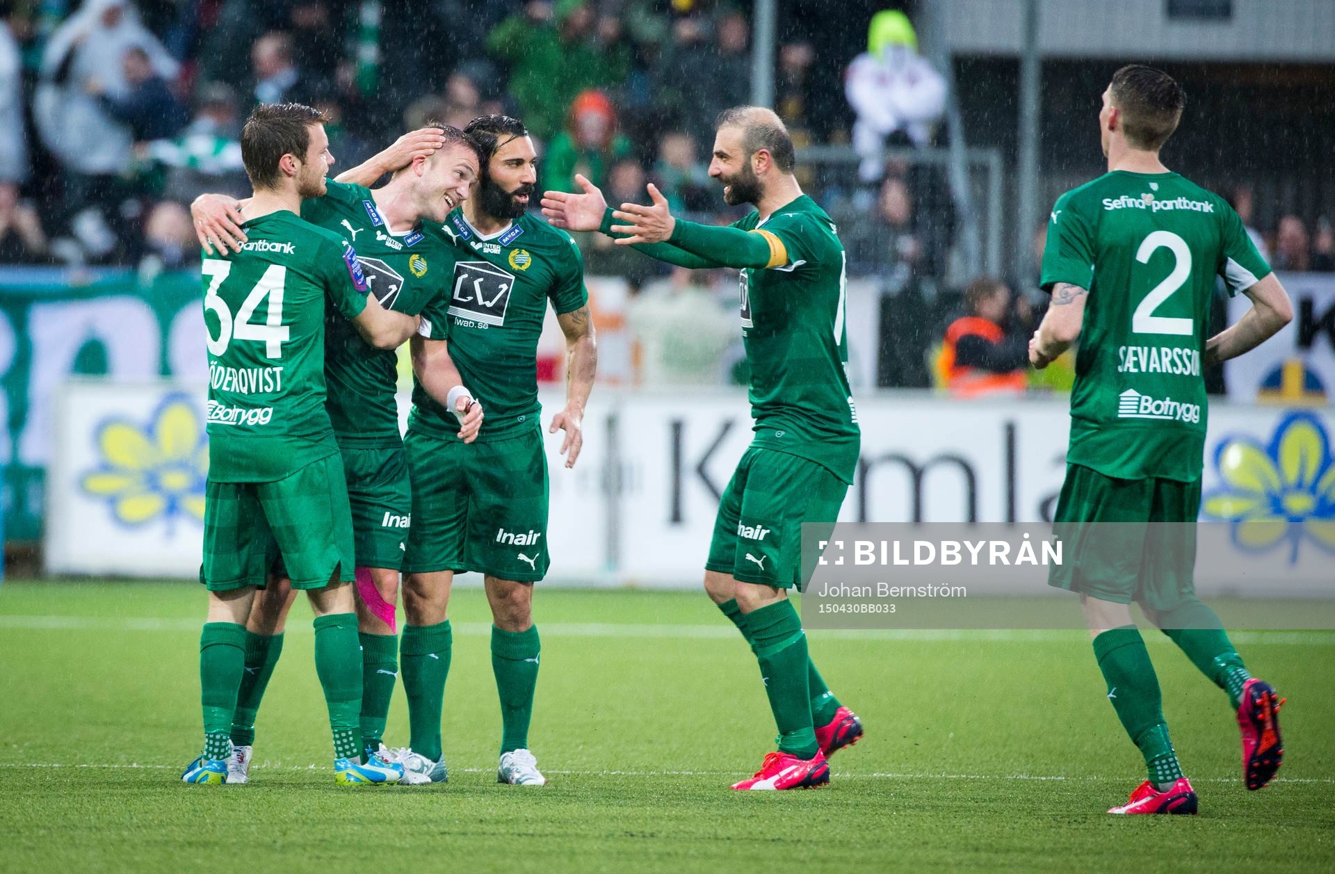Hammarbys Mats Solheim gör 1-1 och jublar med Kennedy