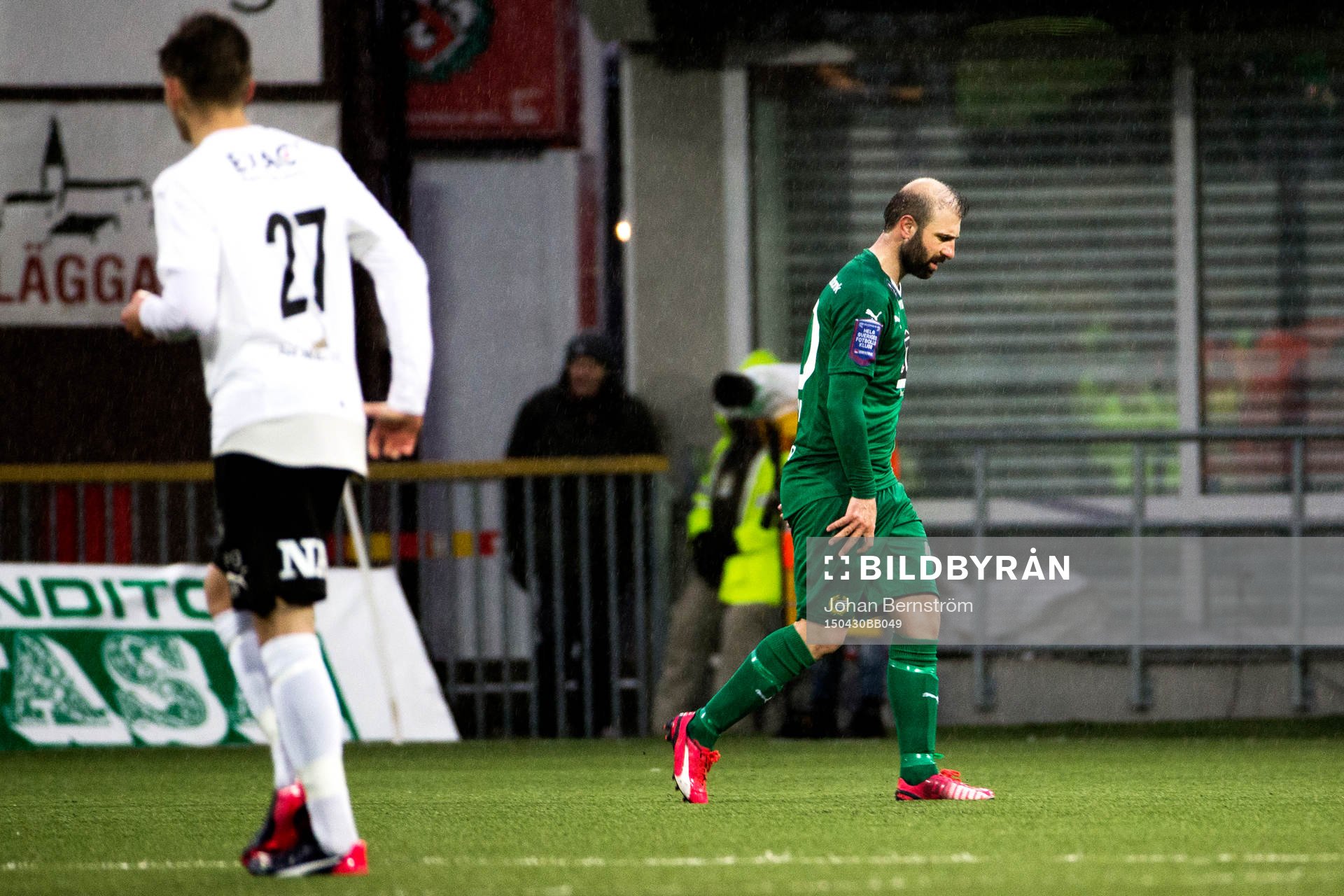 Hammarbys Kennedy Bakircioglu deppar när han lämnar planen
