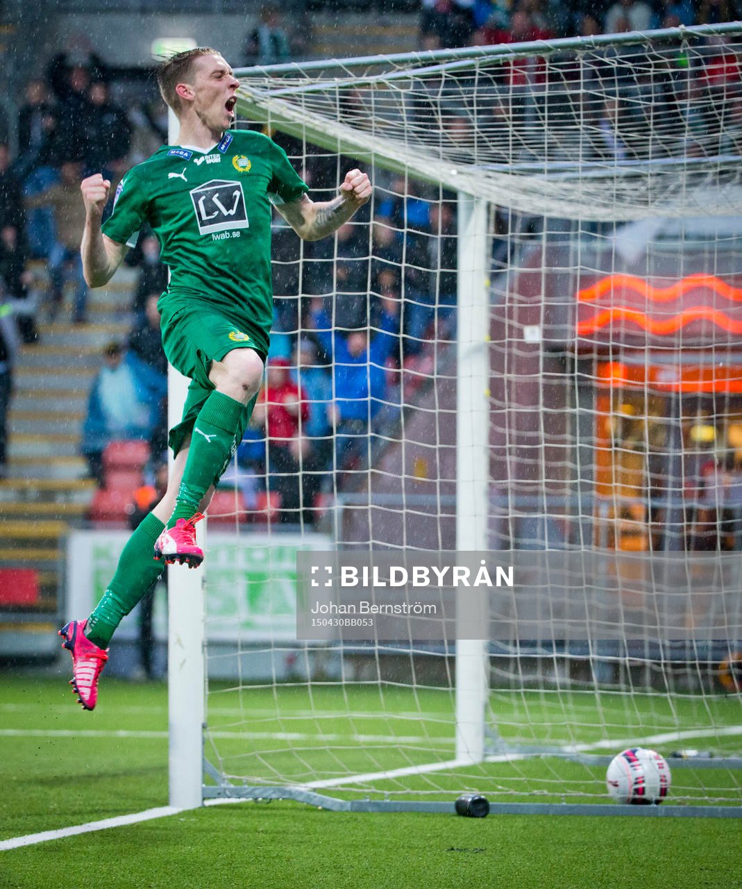 Hammarbys Birkir Már Saevarsson gör 1-2 och jublar