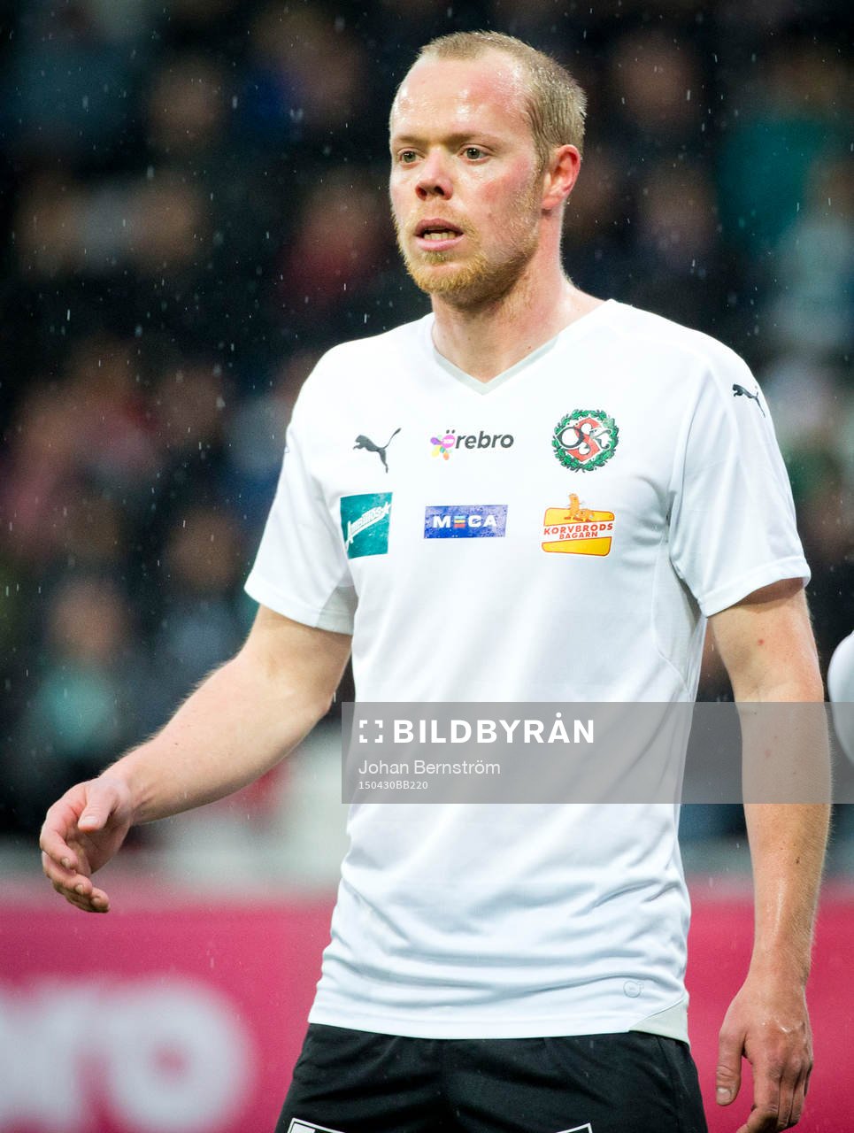 Örebros Patrik Haginge under fotbollsmatchen i Allsvenskan mellan Örebro SK och Hammarby IF den 30 april 2015 i Örebro.