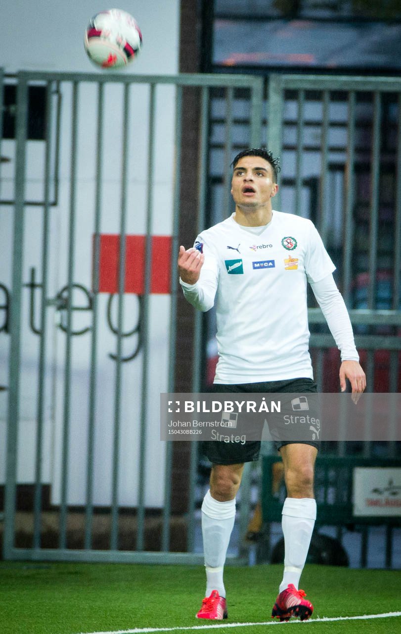 Örebros Ahmed Yasin under fotbollsmatchen i Allsvenskan mellan Örebro SK och Hammarby IF den 30 april 2015 i Örebro.