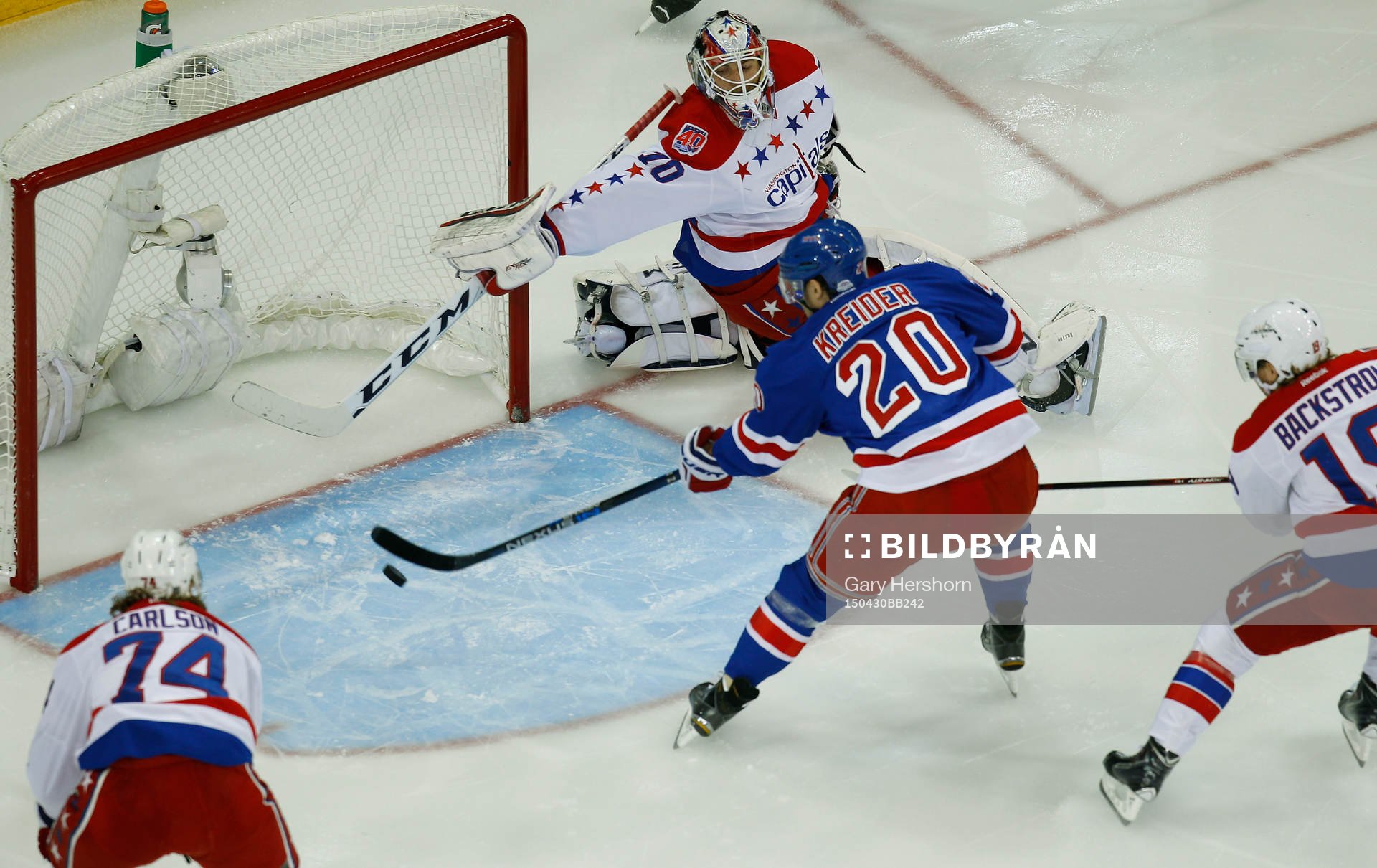 New York Rangers Chris Kreider scores a goal