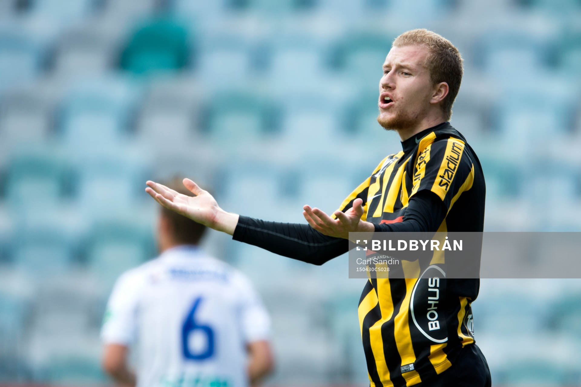 Häckens Simon Gustafson reagerar