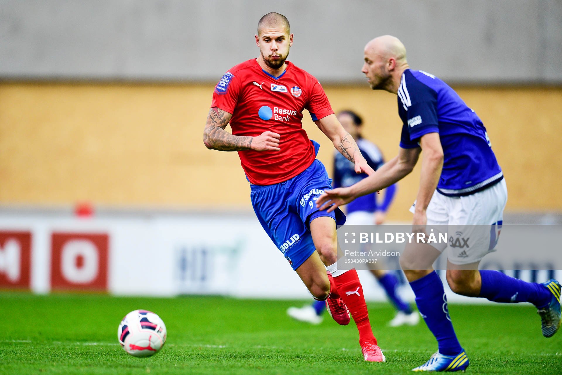 Helsingborgs Robin Simovic och Sundsvalls Stefan Ålander