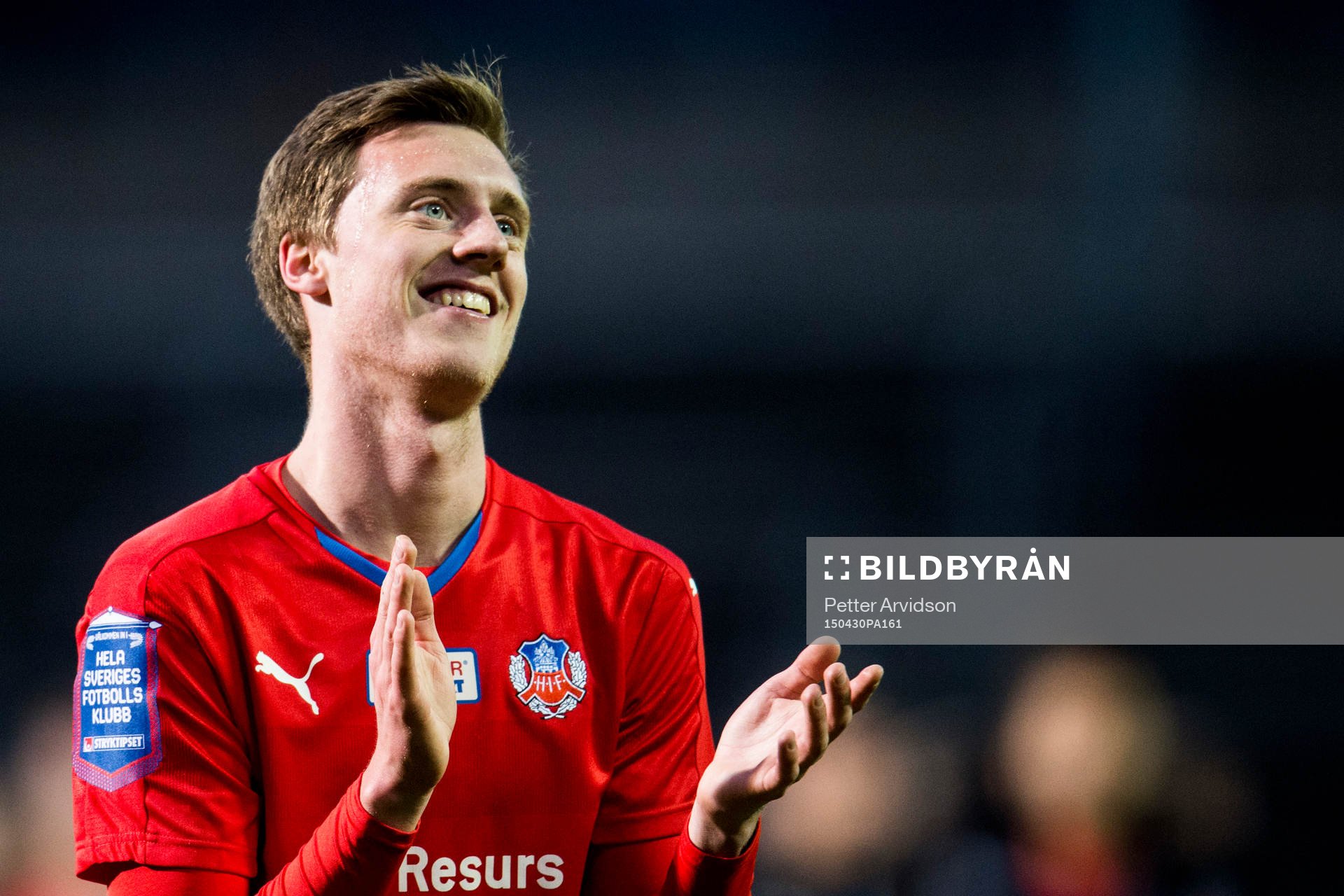 Helsingborgs Anton Kinnander tackar publiken