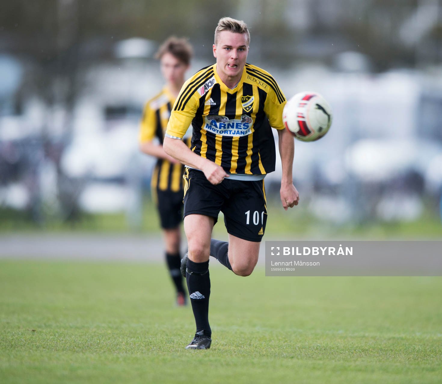 IFK Hässleholms Danny Gunnarsson i matchen i division 2