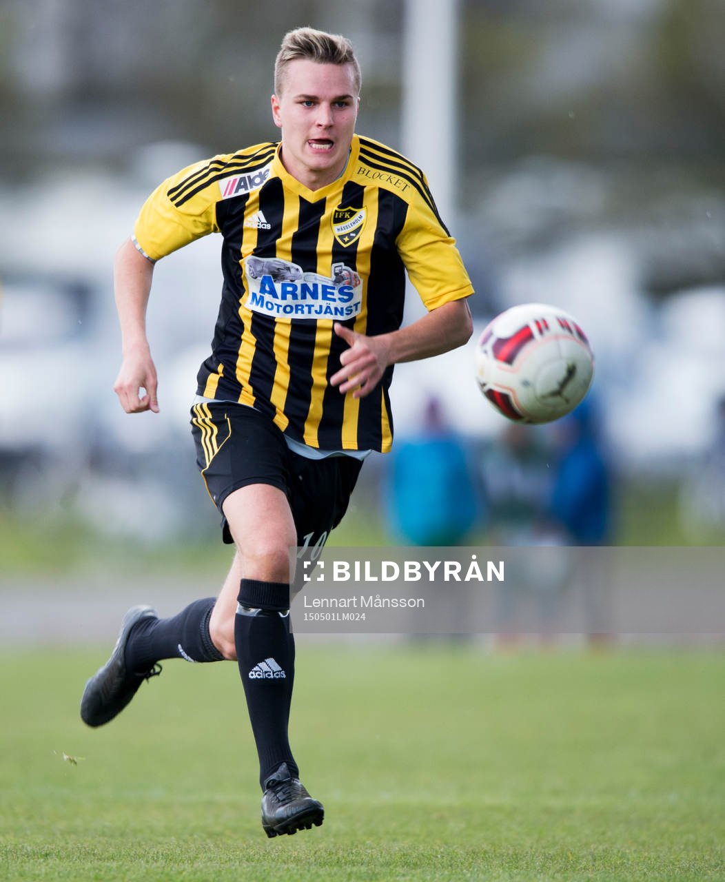 IFK Hässleholms Danny Gunnarsson i matchen i division 2