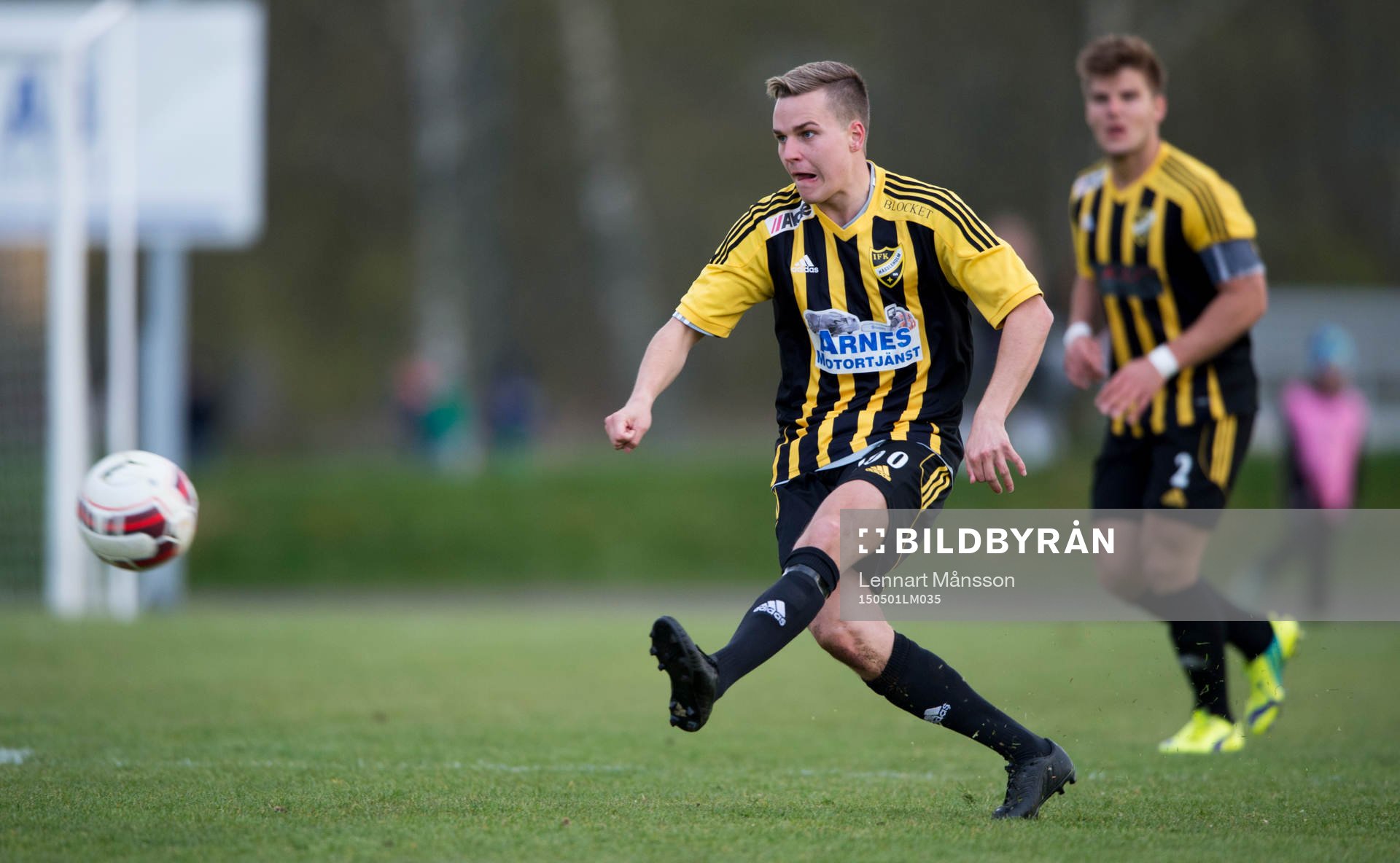 IFK Hässleholms Danny Gunnarsson i matchen i division 2
