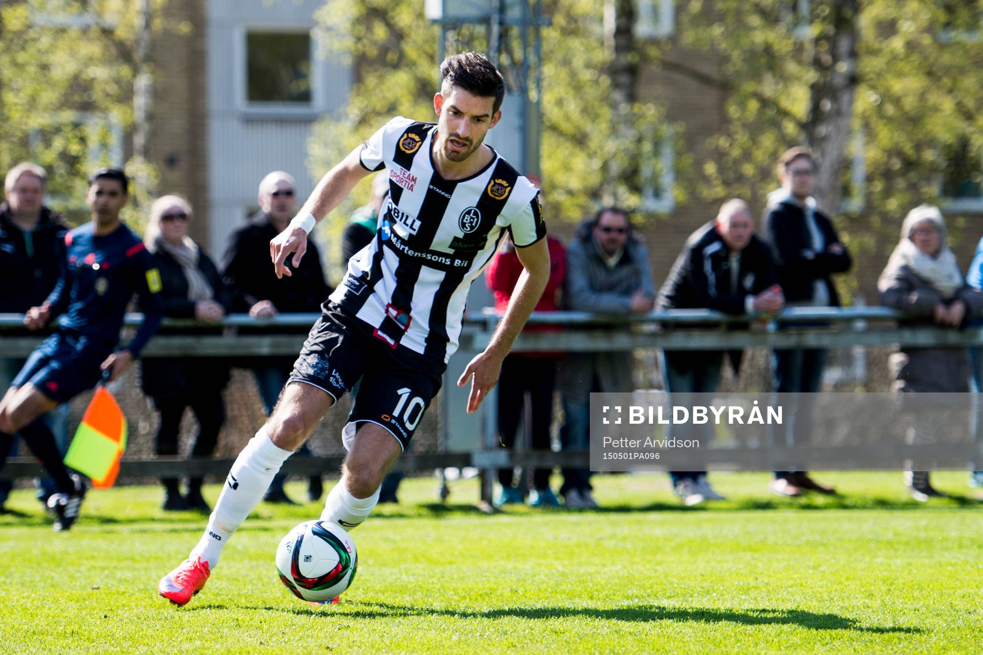 Landskronas Muamet Asanovski under fotbollsmatchen i division 1 mellan Eskilsminne och Landskrona den 1 maj 2015 i Helsingborg.