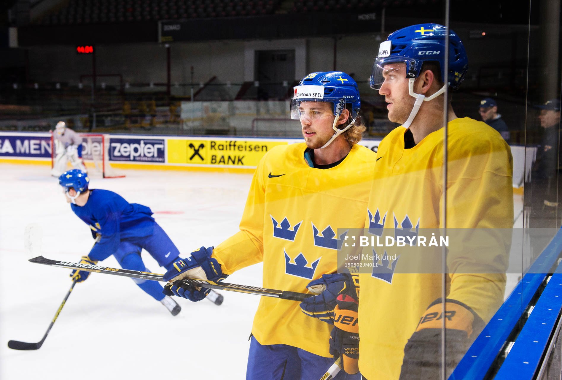 Elias Lindholm och Mattias Ekholm på Sveriges