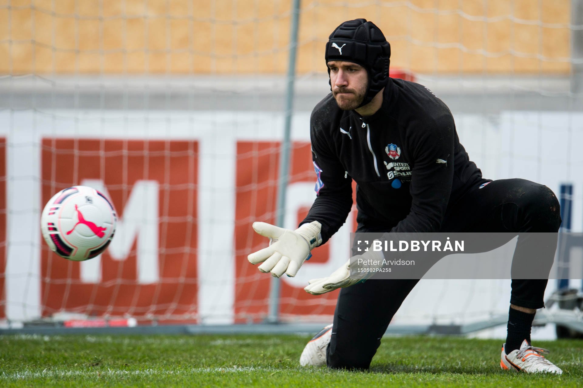 Helsingborgs målvakt Matt Pyzdrowski