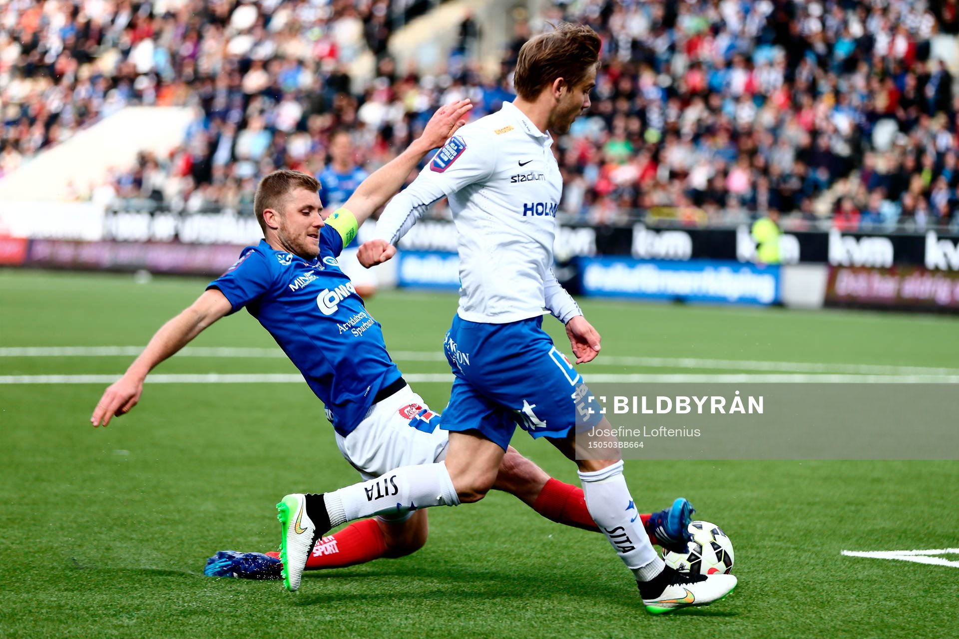 Situationen mellan Åtvidabergs Daniel Hallingström och Norrköpings Christoffer Nyman som ledde fram till 1-0-målet under fotbollsmatchen i Allsvenskan mellan Norrköping och Åtvidaberg den 03 maj 2015 i Norrköping.