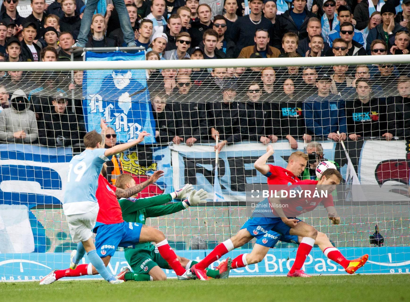 Malmös Magnus Wolff Eikrem gör 3-1